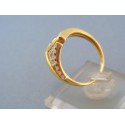 Zlatý dámsky prsteň vyrezávany žlté zlato zirkóny VP58453Z