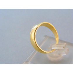 Zlatý dámsky prsteň žlté zlato kamienky zirkónu VP48229Z