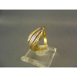 Zlatý dámsky prsteň s malými zirkónmi viacfarebné zlato VP58381/1V
