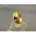 Zlatý prsteň so syntetickým rubínom žlté zlato VP54376Z