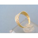Zlatý dámsky  prsteň moderný vzorovaný žlté biele zlato DP49139V