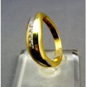 Zlatý prsteň s leskom žlté zlato male kamienky VP55414Z