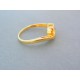 Vzorovaný zlatý dámsky prsteň žlté zlato VP55236Z