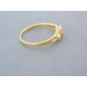 Jemný dámsky prsteň žlté zlato kamienky VP61182Z