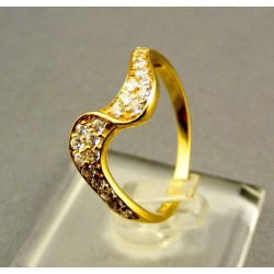 Zlatý dámsky prsteň s kamienkami žlté zlato VP56183Z