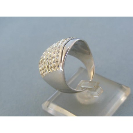 Elegantný strieborný prsteň kamienky VPS571018sw