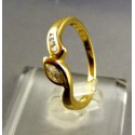 Zlatý dámsky prsteň žlté zlato kamienky zirkónu VP51220Z