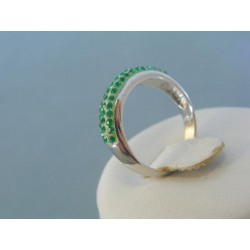Strieborný dámsky prsteň zelené krištáliky DPS54246