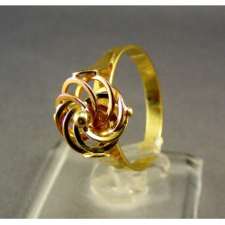 Zlatý dámsky prsteň v tvare ruže viacfarebné zlato VP67315V