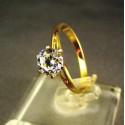 Zlatý dámsky prsteň s korunkou žlté zlato VP54192Z