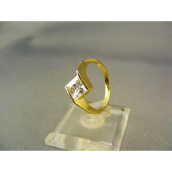 Zlatý dámsky prsteň so zirkónom jemný žlté zlato VP55300Z