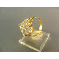 Zlatý prsteň s kamienkami v tvare kosoštvorca žlté zlato DP61373Z