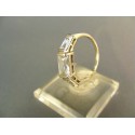 Zlatý dámsky prsteň v modernom tvare z bieleho zlata VP51242B