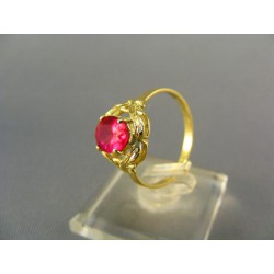Zlatý dámsky prsteň s farebným kamienkom žlté zlato VP57261Z