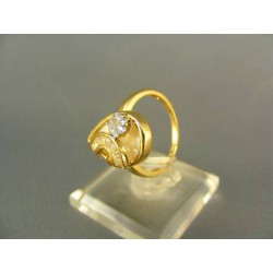 Zlatý dámsky prsteň s pekným vzorom žlté zlato VP54389Z