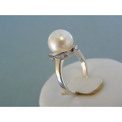 Strieborný prsteň dámsky osadená perla VPS53321