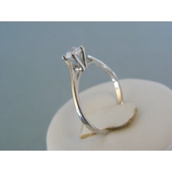 Strieborný dámsky prsteň zirkón v korunke DPS58169