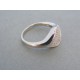 Strieborný dámsky prsteň posiaty kamienkami VPS54295