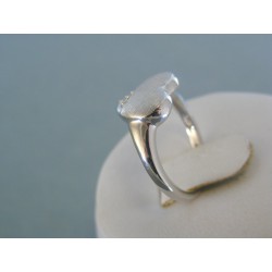 Strieborný dámsky prsteň srdiečko male kamienky VPS52229