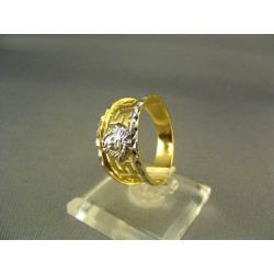 Zlatý dámsky prsteň s ornamentmi viacfarebné zlato DP59351V