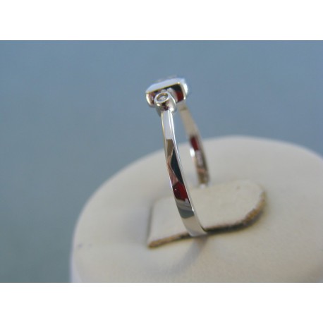 Strieborný dámsky prsteň jemný tvar kamienok DPS58193 925/1000 1.93g