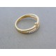 Zlatý dámsky prsteň s krížikom s kamienkami zirkónu VP54166 14 karátov 585/1000 1.66g