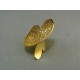 Elegantný zlatý prsteň s kamienkami