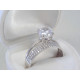 Žiarivý dámsky zlatý prsteň biele zlato číre kamienky DP57366B 14 karátov 585/1000 3,66 g