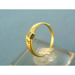 Zlatý prsteň jemný žlté zlato s kamienkami VP48139Z