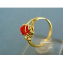 Zlatý prsteň elegantný žlté zlato s červeným kamienkom VP57247Z