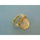Zaujimavý dámsky prsteň kombinácia žlté, biele zlato a kamienky