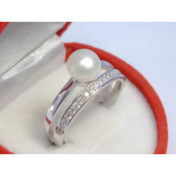 Strieborný dámsky prsteň s perličkou a kamienkami ródium VPS55331 925/1000 3,31 g