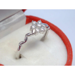 Strieborný dámsky prsteň ródiovaný s kamienkami DPS54151 925/1000 1,51 g