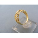 Zlatý prsteň dámsky vyrezávane vzory žlté zlato DP54245Z