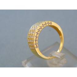 Zlatý dámsky prsteň elegantný žlté zlato zdobený kamienkami DP56413Z